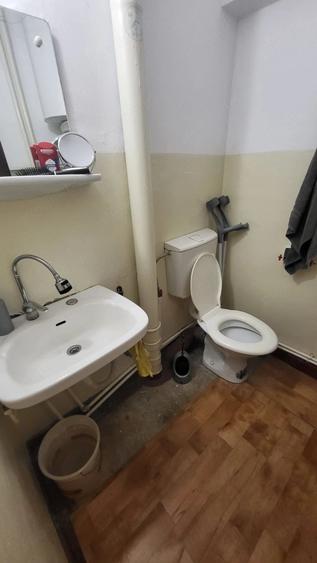 Apartament cu 3 camere decomandat în Micro 18