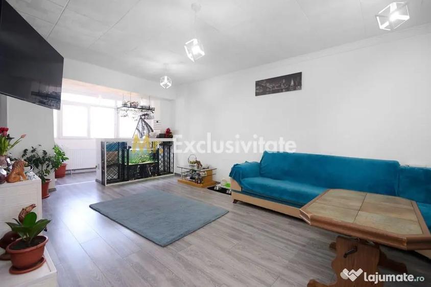 Apartament cu 4 camere decomandat în Central