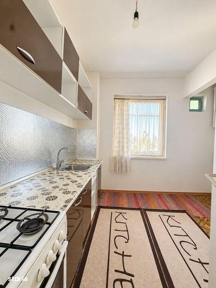 Apartament cu 3 camere în Ostroveni