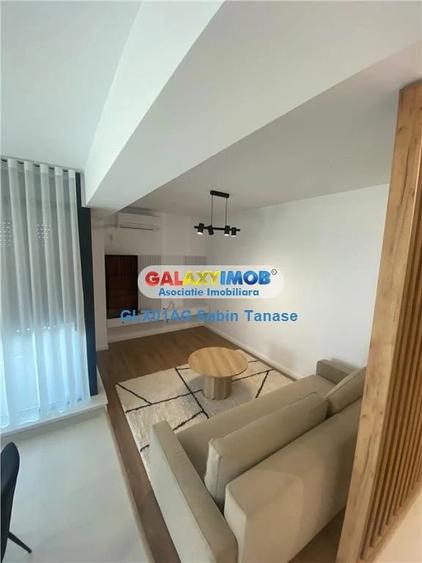 Apartament cu 2 camere decomandat în Frații Golești