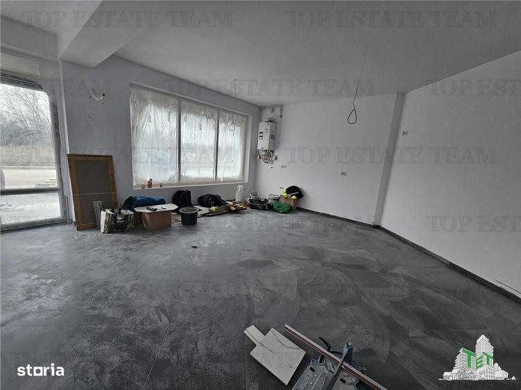 Spațiu comercial, de 42 mp, în Central