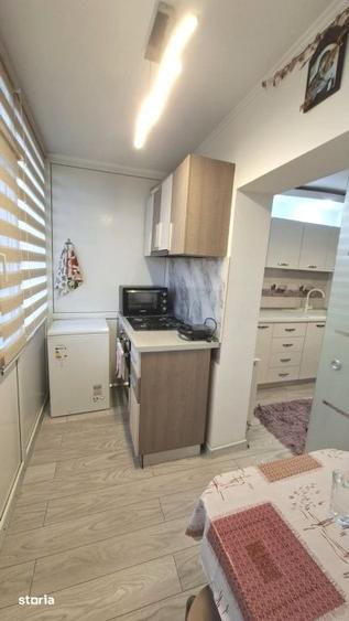 Apartament cu 3 camere, mobilat în Eremia