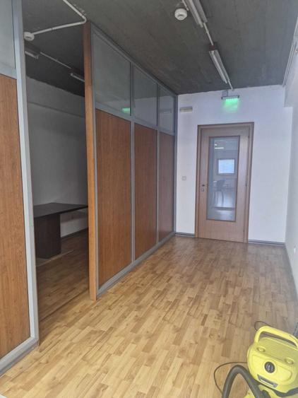 Spațiu comercial, de 104 mp, în Fundeni