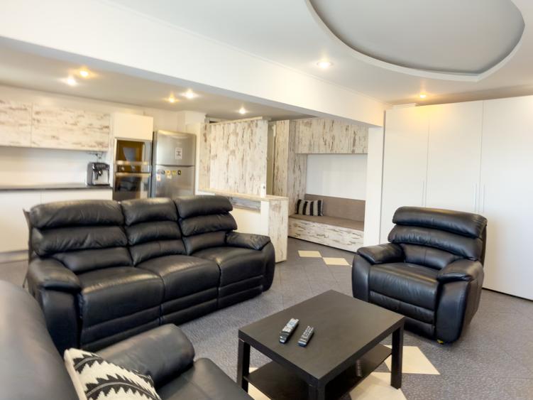 Apartament cu 4 camere decomandat în Gara