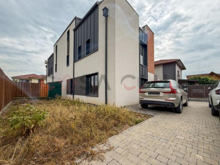 Casă individuală cu 4 camere cu Canalizare în Someșeni