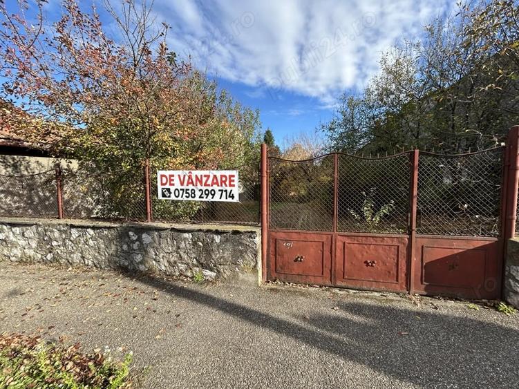 Teren de 720 mp, în Central