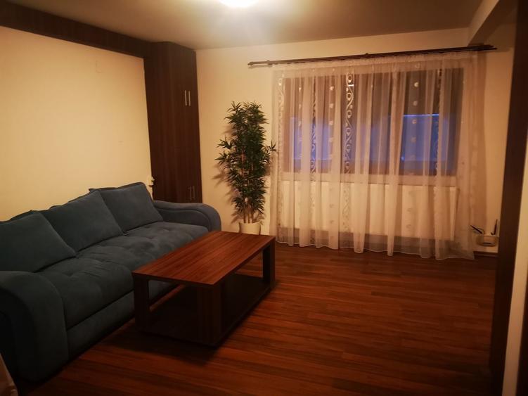 Apartament cu 2 camere semidecomandat în Mogoșoaia