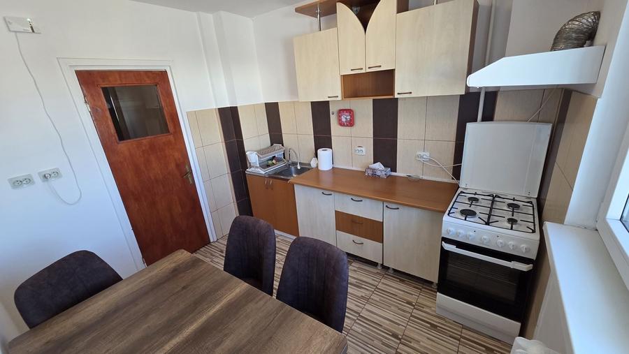 Apartament cu 2 camere nedecomandat în Central