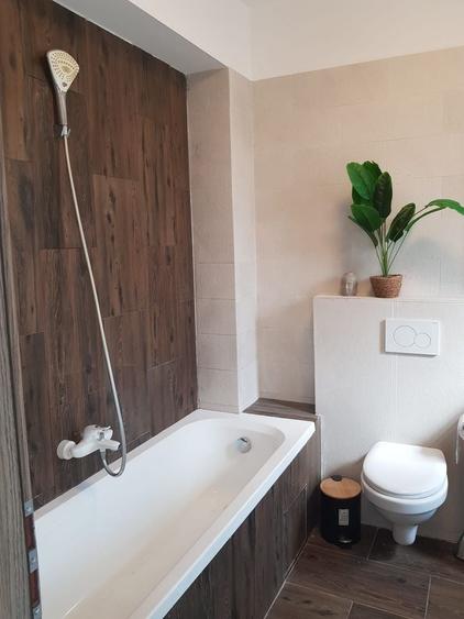 Casă individuală cu 3 camere cu Canalizare în Tunari