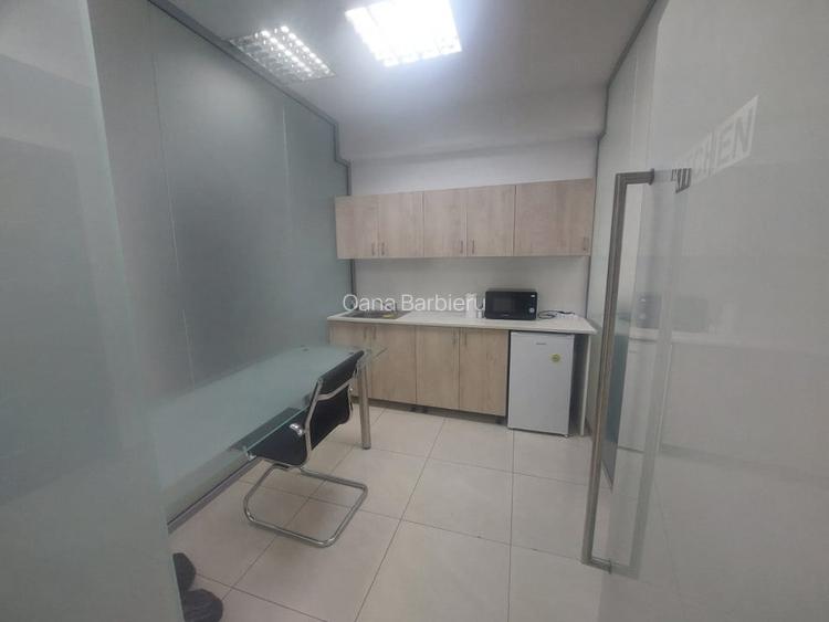 Centru - Bd. Mamaia , spatiu IDEAL BIROURI in cladire reprezentativa , 154 mp.