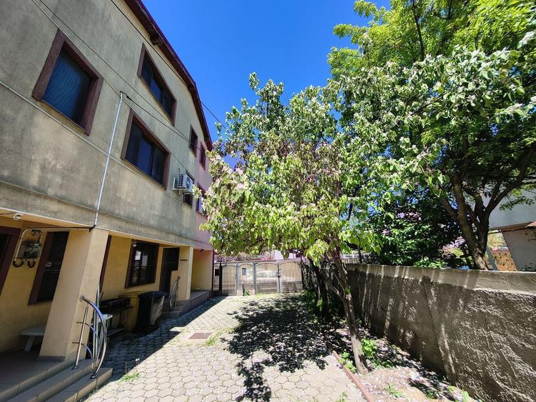 Casă individuală cu 4 camere cu Canalizare în Antiaeriană