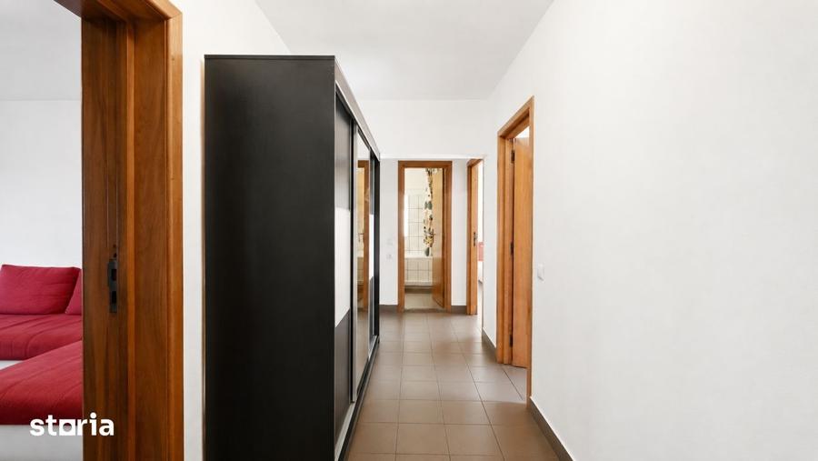 Apartament cu 3 camere decomandat în Centrul Civic