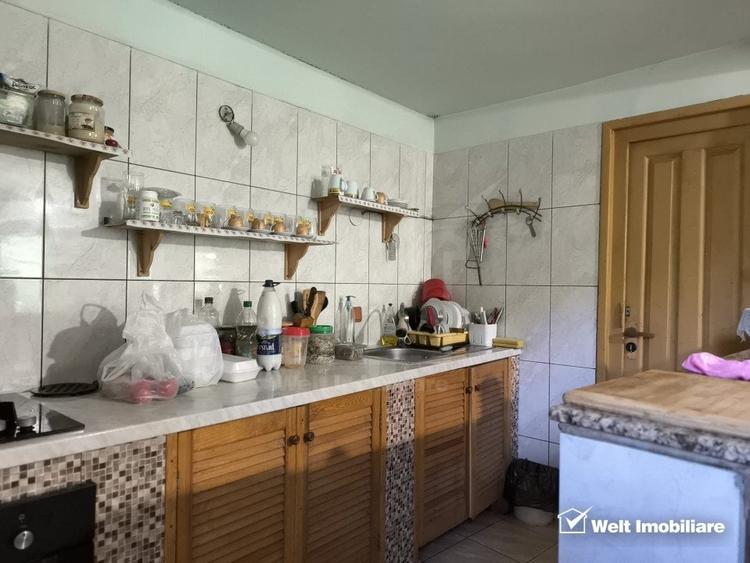 Casă individuală cu 2 camere cu Teren 5640 Mp în Huta