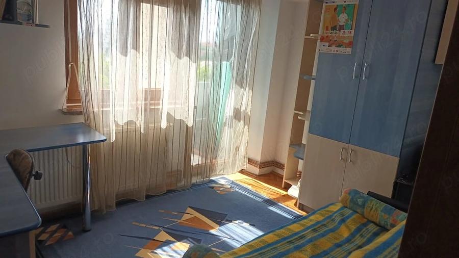 Apartament cu 3 camere decomandat în Ultracentral