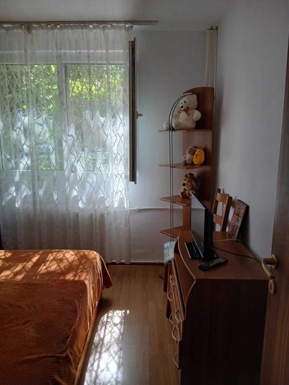 Apartament cu 2 camere semidecomandat în Progresul