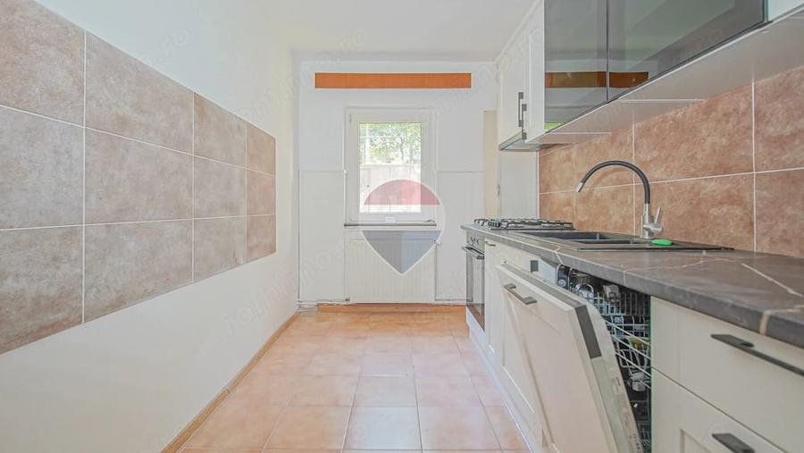 Apartament cu 2 camere decomandat în Răcădău