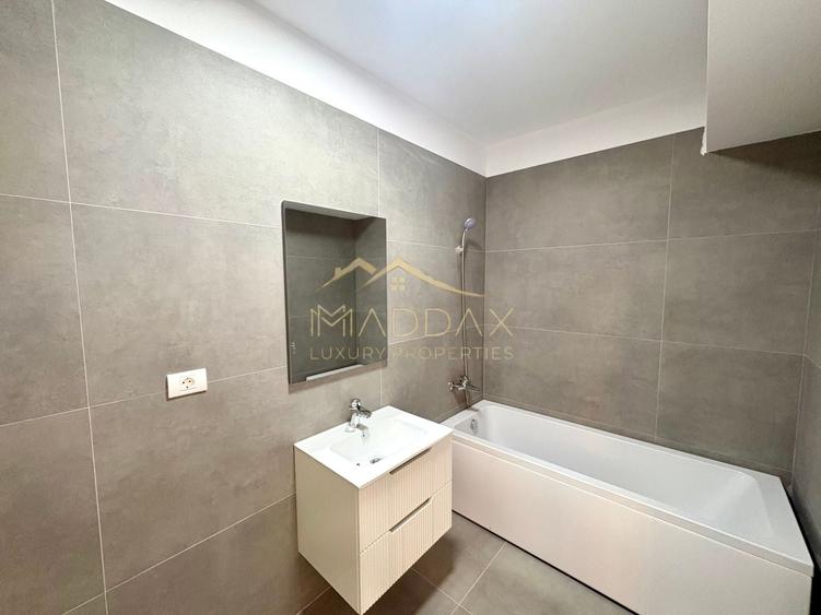 Apartament cu 2 camere semidecomandat, mobilat în Băneasa