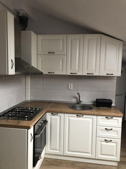 Apartament cu 2 camere semidecomandat în Rediu