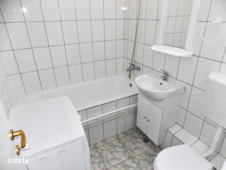 Garsonieră semidecomandată în Titan