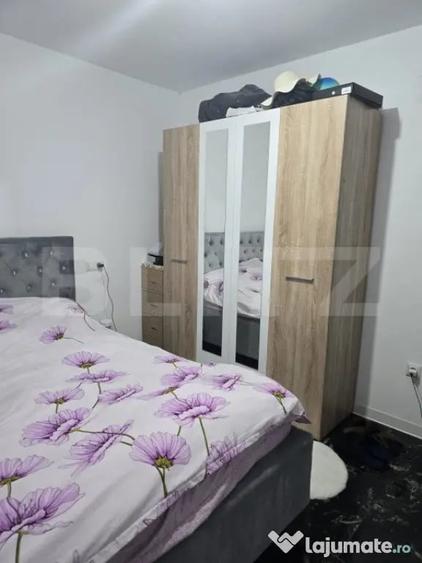 Casă cu 4 camere cu Teren 1500 Mp în Central
