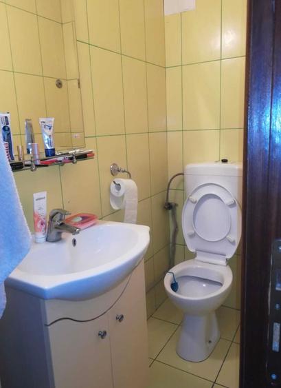 Apartament cu 3 camere decomandat, mobilat în Dristor