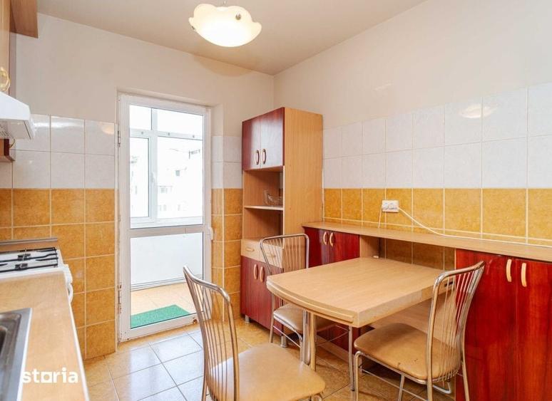 Apartament cu 3 camere în Păcurari