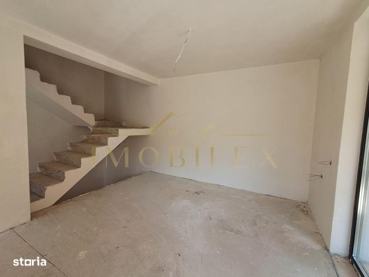 Casă cu 4 camere în Tăuți