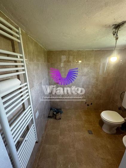 Casă individuală cu 3 camere cu Canalizare în Ruși