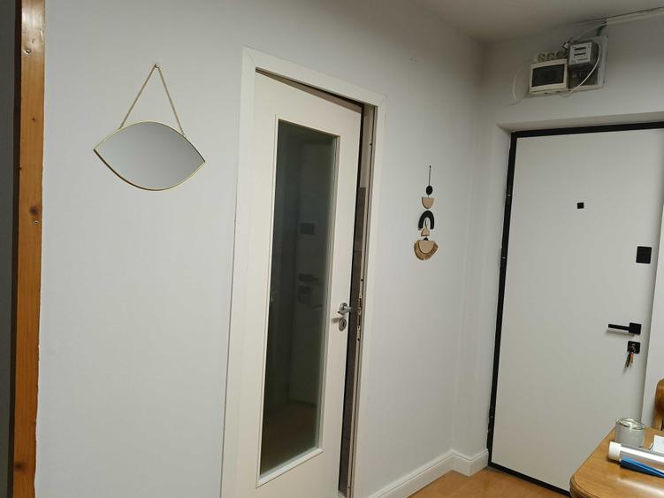 Apartament decomandat 3 camere central de inchiriat - 5