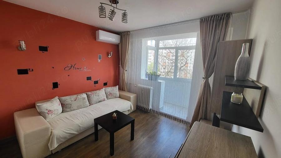 Apartament cu 2 camere decomandat în P-ța Victoriei
