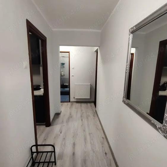 Apartament cu 2 camere decomandat în Calea Dumbrăvii