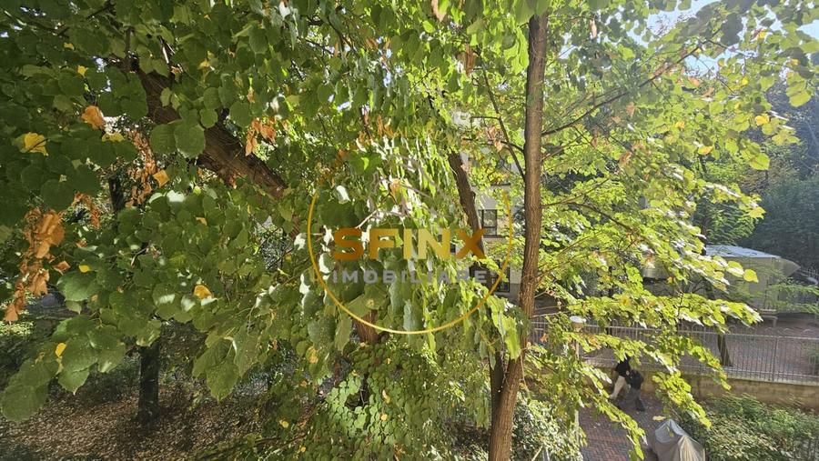 Apartament cu 2 camere semidecomandat, mobilat în Titan