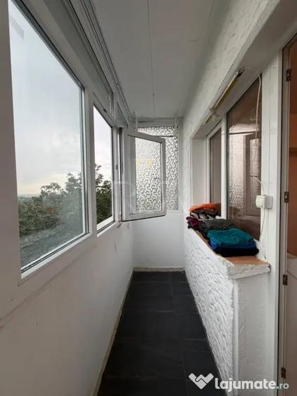 Apartament cu 2 camere semidecomandat în Pantelimon