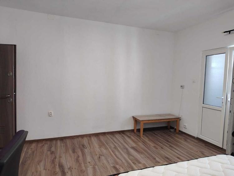 Casă cu 1 camere în Parcul Carol