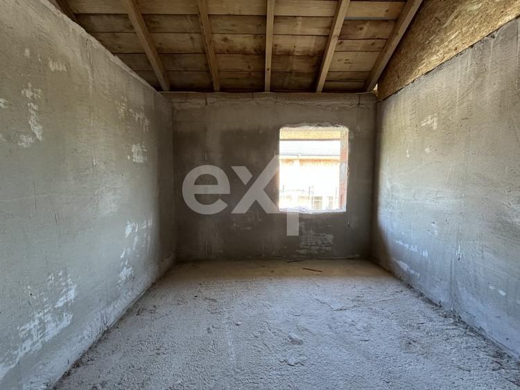 Casă individuală cu 6 camere cu Teren 400 Mp în Corbeanca