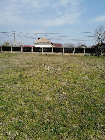 Apartament 3 camere si teren intravilan de vanzare