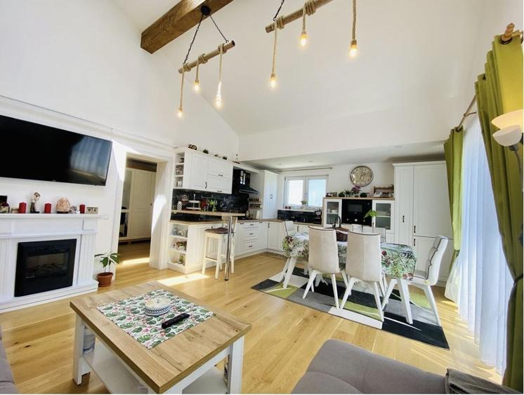 Apartament cu 4 camere semidecomandat în Arhitecților - Calea Cisnădiei