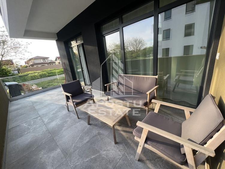 Apartament cu 2 camere semidecomandat în Dumbrăvița