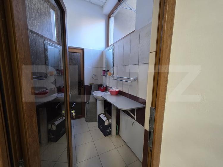 Spațiu comercial, de 110 mp, în Micro 16