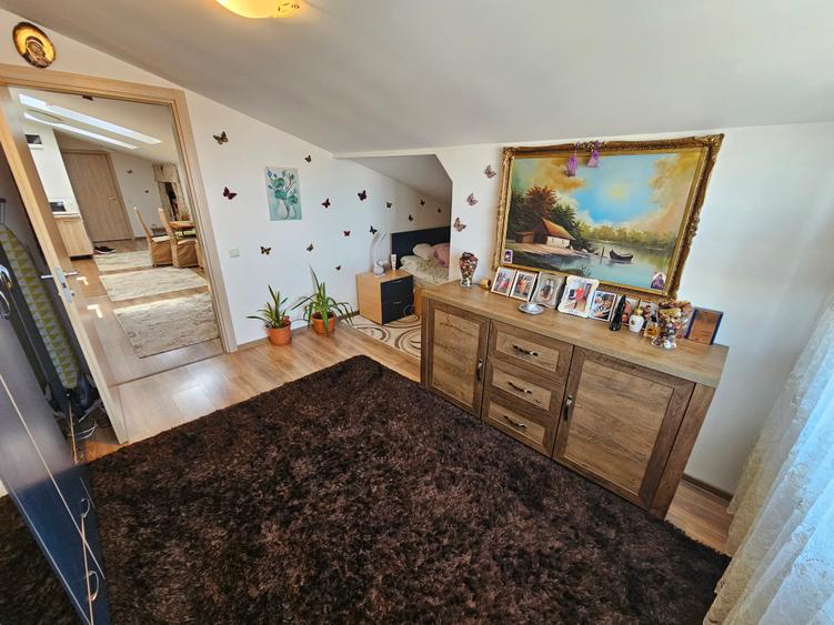Apartament cu 2 camere semidecomandat în Chiajna