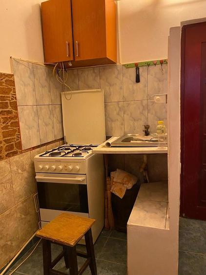 Garsonieră decomandată în Micro 40