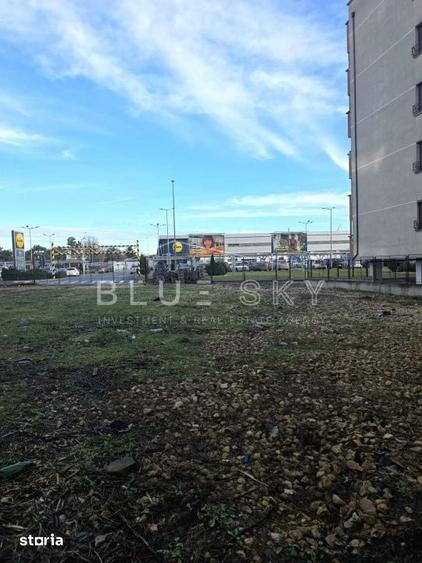 Teren de 2114 mp, în Central