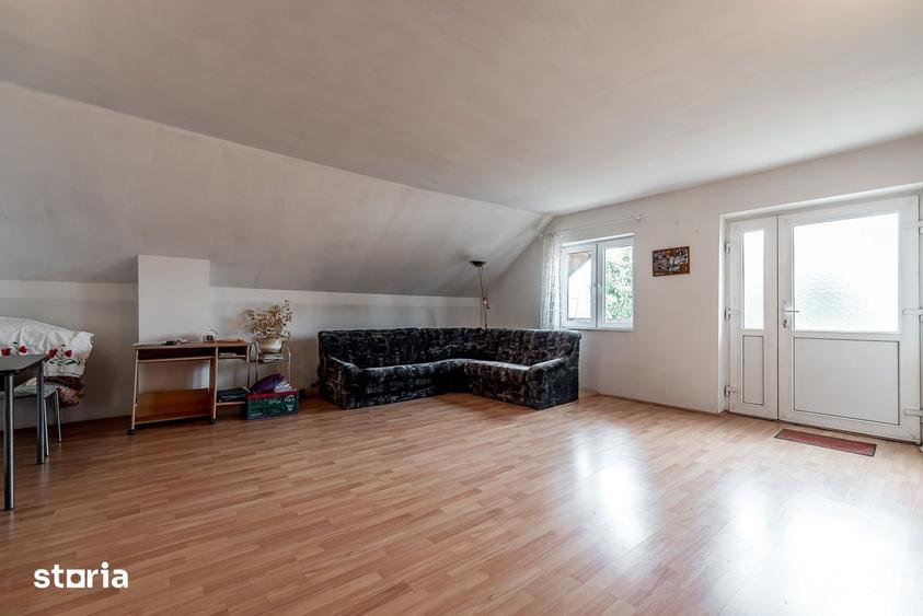 Casă cu 5 camere cu Teren 360 Mp în Mureșel