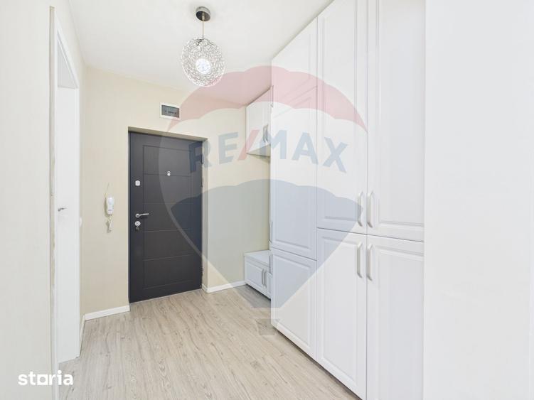 Apartament cu 3 camere în Tei