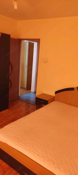 Apartament cu 2 camere semidecomandat în 1 Decembrie 1918