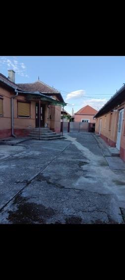 Casă individuală cu 7 camere cu Teren 1862 Mp în Tărtăria