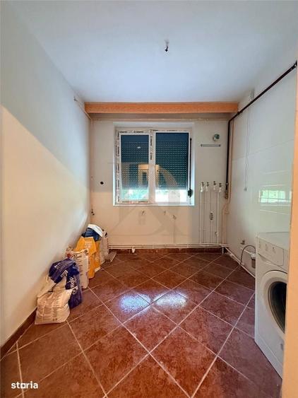 Apartament cu 3 camere în Copou