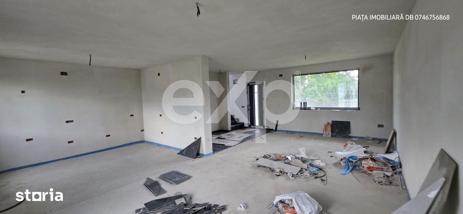 Casă cu 4 camere cu Teren 250 Mp în Ulmi