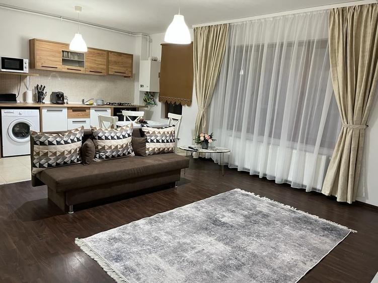 Apartament cu 2 camere, mobilat în Mamaia