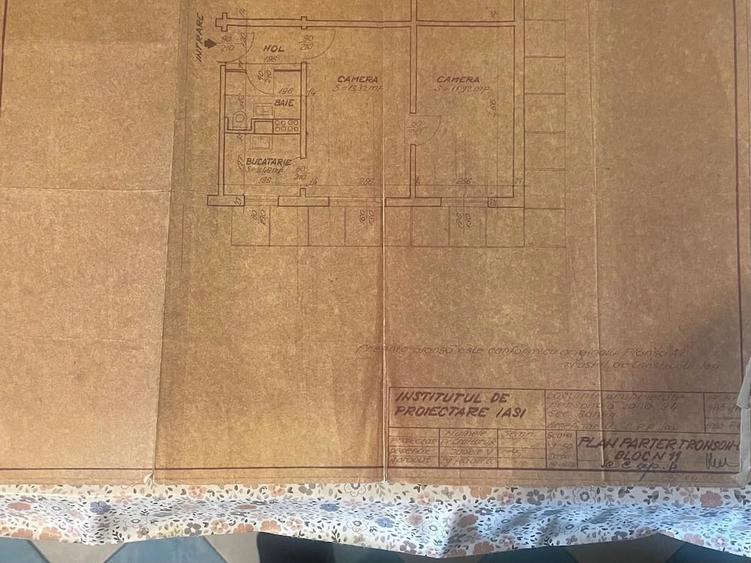 Apartament cu 2 camere nedecomandat în Alexandru cel Bun